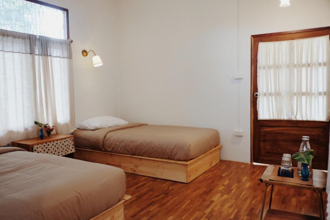 Paiyannoi Guesthome Chiang Mai Exteriör bild